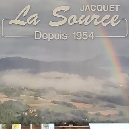 La Source Jacquet Depuis 1954 Hotel Et Studio Saint-Jean-de-Chevelu Buitenkant foto