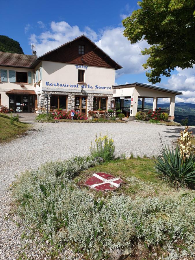 La Source Jacquet Depuis 1954 Hotel Et Studio Saint-Jean-de-Chevelu Buitenkant foto