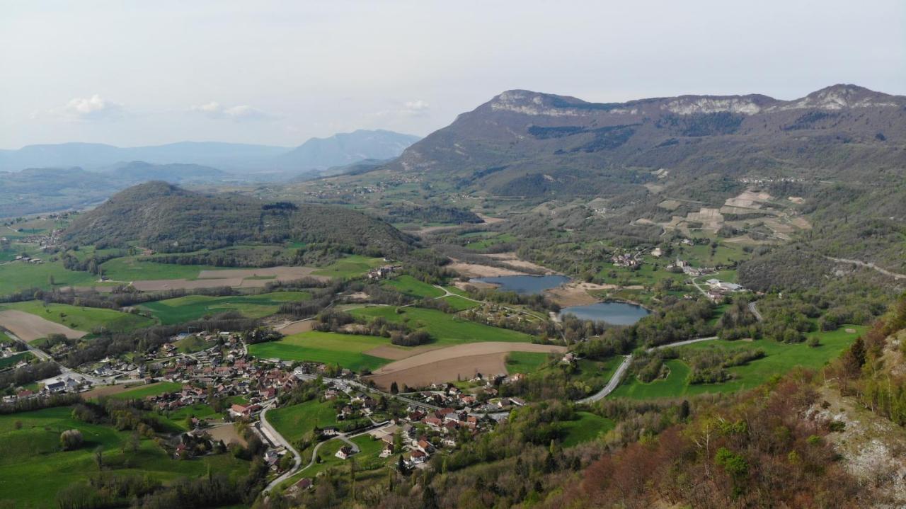 La Source Jacquet Depuis 1954 Hotel Et Studio Saint-Jean-de-Chevelu Buitenkant foto